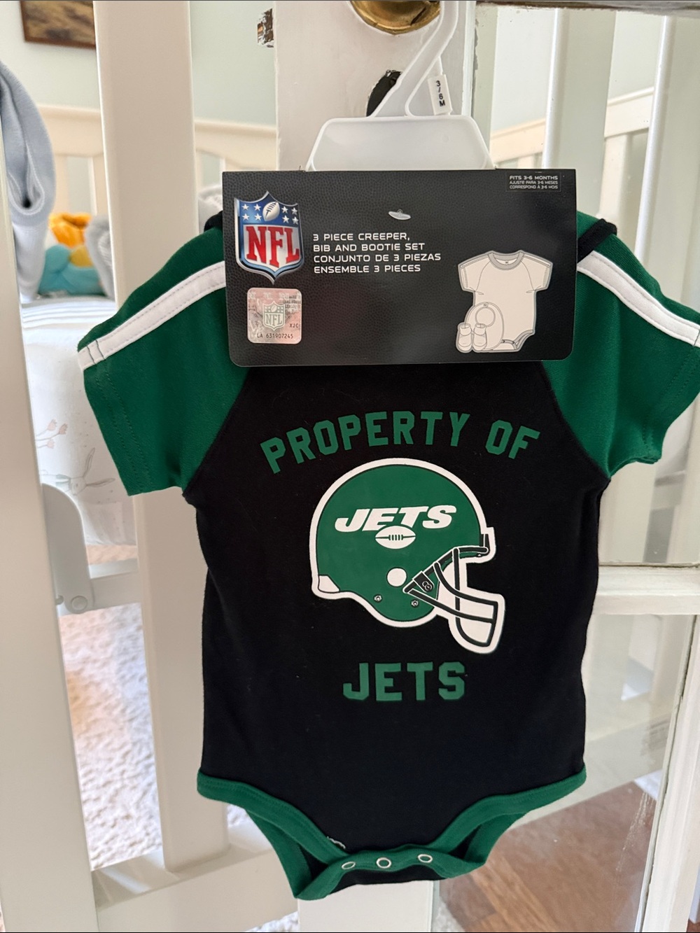 New York Jets Infant onesie, bib and booties- Green & Black